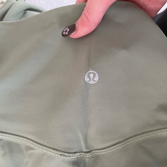 Lululemon Align Pant 28" in Willow Green - Picture 3 of 4